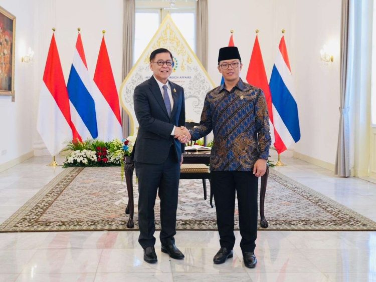Menlu Sugiono menerima kunjungan Menlu Thailand, Sihasak Phuangketkeow, Senin (6/10/2025) di Jakarta (Foto:Kemlu RI)
