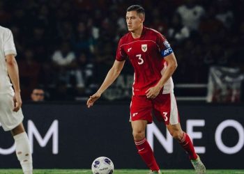 Indonesia National Team Captain, Jay Idzes, during the match between Indonesia and Bahrain at Gelora Bung Karno Main Stadium, Senayan, Jakarta, on March 25, 2025. (Photo: Instagram @jayidzes)