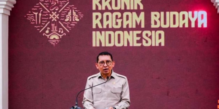 Menteri Kebudayaan Fadli Zon saat menghadiri pembukaan pameran 'Kronik Ragam Budaya Indonesia', Museum Benteng Vredeburg, Yogyakarta, Jumat (17/10/2025) (Foto: Dokumentasi Kemenbud)