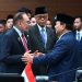 Presiden Prabowo Subianto (kanan) berbincang dengan PM Malaysia Anwar Ibrahim (kiri) di sela-sela perhelatan KTT ASEAN ke-47 di Kuala Lumpur Convention Center, Senin (27/10/2025) (Foto: Biro Pers Setpres)
