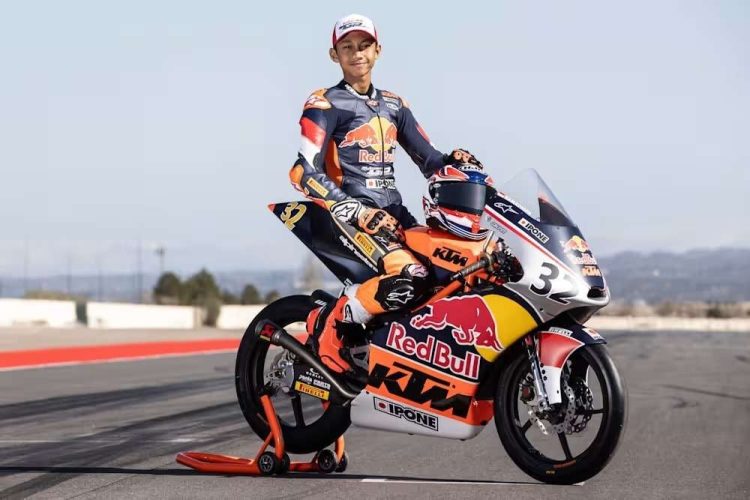 Pembalap muda asal Sleman, Muhammad Kiandra Ramadhipa, yang kerap disapa Dhipa (Foto: Redbull)