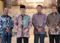 Idham Azis kedua dari kanan (disamping Ahmad Dofiri) sesaat setelah Komisi Percepatan Reformasi Polri menggelar audiensi bersama sejumlah organisasi kelompok masyarakat di Lounge Adhi Pradana, STIK-PTIK Lemdiklat Polri, Selasa (18/11)
