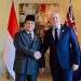 Presiden Prabowo Subianto berfoto bersama dengan Perdana Menteri Selandia Baru Christopher Luxon (Kanan) di Korea Selatan, Jumat (31/10/2025) (Foto: Tim Media Presiden)