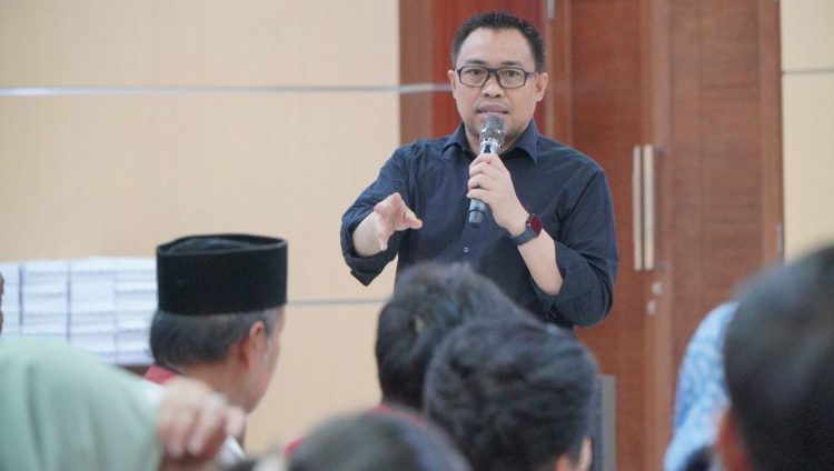 Ketua Umum REPDEM, Wanto Sugianto, menilai laporan terhadap Ribka Tjiptaning terkait kritik Soeharto sebagai upaya membungkam suara kritis.(Foto:Istimewa)
