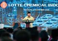 Presiden Prabowo memberikan sambutan pada peresmian pabrik Lotte Chemical Indonesia (LCI) di Kota Cilegon, Banten