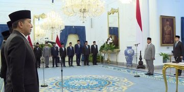 Pelantikan 10 Anggota Komisi Percepatan Reformasi Polri di Istana Kepresidenan, Jakarta Pusat
