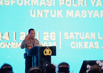 Kapolri Jenderal Listyo Sigit Prabowo memberikan arahan dalam acara Apel Kasatwil 2025 di Cikeas
