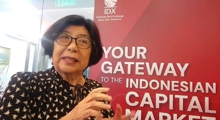 Caption: Psikiater dari Fakultas Kedokteran Universitas Indonesia dr. Mintarsih A. Latief Sp.KJ ketika menjawab pertanyaan wartawan di Gedung IDX kawasan niaga SCBD Jakarta Selatan, Kamis (20/11/2025).