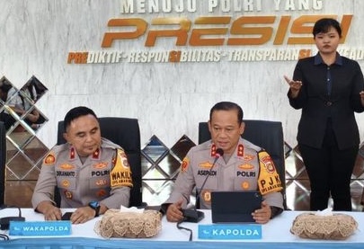 Polda Metro tetapkan Roy Suryo dan tujuh orang tersangka kasus fitnah ijazah palsu Jokowi.(Foto:doc.kabariku)