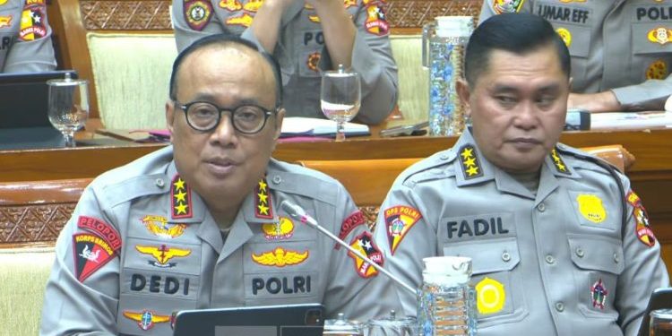 Wakapolri Komjen Dedi Prasetyo Ungkap di DPR RI: 67% Kapolsek dan Puluhan Kapolres Kinerjanya Merah(Foto:doc DPR RI)
