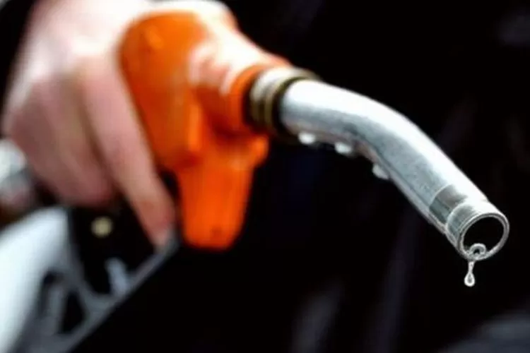 LAAGI meminta Gubernur Sumsel meninjau ulang kebijakan pengisian Solar yang dinilai memicu antrean panjang dan menyulitkan masyarakat di Palembang dan sekitarnya