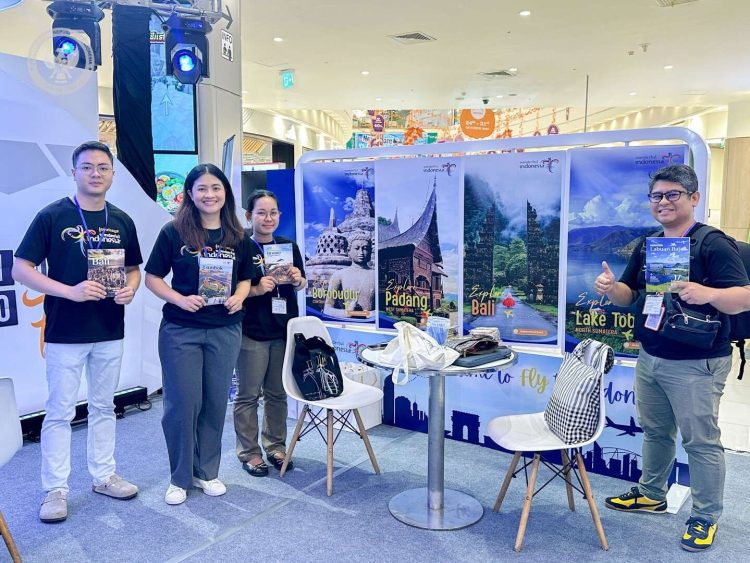 KBRI Phnom Penh berpartisipasi dalam pameran perjalanan “Time To Fly” pada 25–26 Oktober 2025 di AEON Mall 1, Phnom Penh, Kamboja (Foto: KBRI Phnom Penh)