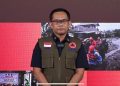 Kepala Pusat Data, Informasi, dan Komunikasi Kebencanaan BNPB, Abdul Muhari saat konferensi pers Penanganan Banjir dan Longsor Sumatra, di Jakarta, Jumat (26/12/2025) (Foto: Tangkapan layar YouTube BNPB)