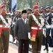 Presiden Prabowo Subianto menerima sambutan kenegaraan penuh kehormatan di kediaman resmi Perdana Menteri (PM) Pakistan Shehbaz Sharif di Islamabad, Selasa (9/12/2025)