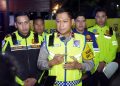 Dirgakkum Korlantas Polri Brigjen Pol Faizal usai melakukan pemantauan di Tol Jakarta–Cikampek menuju Bandung, Sabtu (27/12/2025) malam