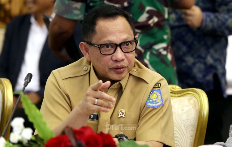 Mendagri Tito Karnavian memproyeksikan kebutuhan anggaran pemulihan pascabencana di wilayah Sumatera mencapai Rp 59,25 triliun