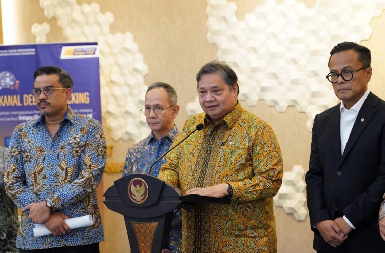 Konferensi Pers Peluncuran Kanal Debottlenecking Satgas P2SP di Kantor Kemenko Perekonomian, Jakarta, Selasa (16/12/2025)