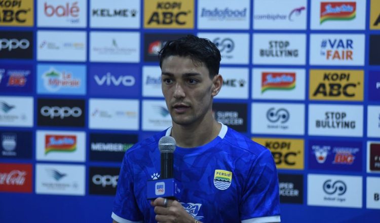 Bek PERSIB Bandung, Federico Barba/persib