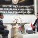 Menko Kumham Imipas Yusril Ihza Mahendra saat berdialog dengan Dubes Filipina, Christopher B. Montero membahas terkait transfer narapidana di Gedung Kemenkumham Imipas. (Foto: Humas Kumham Imipas)