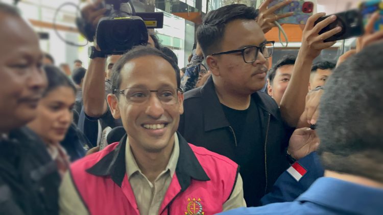 Mantan Menteri Pendidikan Kebudayaan Riset dan Teknologi (Mendikbud Ristek) Nadiem Anwar Makarim usai menjalani sidang di Pengadilan Tipikor Jakarta Pusat. (Foto: Ainul Ghurri/Kabariku.com)
