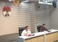 Plt Deputi Bidang Penindakan dan Eksekusi  KPK, Asep Guntur Rahayu bersama Juru Bicara KPK, Budi Prasetyo. (Foto: Ainul Ghurri. Kabariku.com)