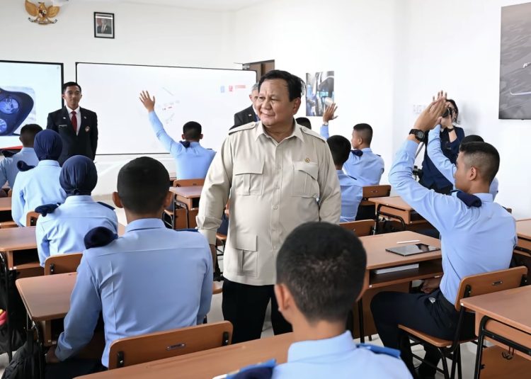 Presiden Prabowo meresmikan SMA Taruna Nusantara Malang dengan desain arsitektur yang digagas langsung oleh Presiden.