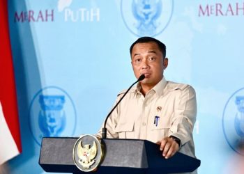 Menteri Sekretaris Negara Prasetyo Hadi menyampaikan keterangannya di Hambalang, Kabupaten Bogor, pada Selasa, 6 Januari 2025