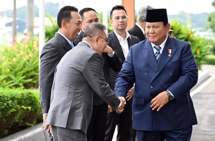 Presiden Republik Indonesia Prabowo Subianto bertolak menuju Inggris dan Swiss untuk menghadiri sejumlah pertemuan, pada Minggu, 18 Januari 2026. (dok BPMI Setpres)