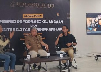 Reformasi Kejaksaan dinilai belum menyentuh akar masalah penegakan hukum. Pakar menyoroti disiplin internal, tuntutan korupsi, dan akuntabilitas.