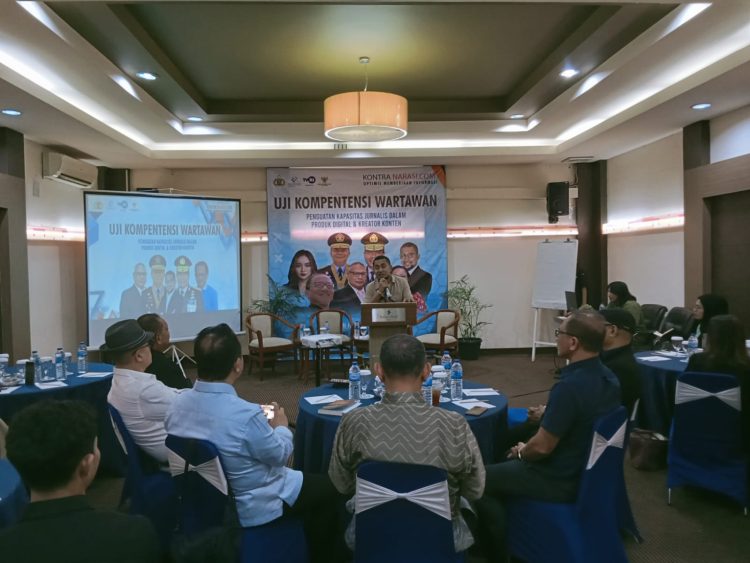 Para pemateri dari unsur Kepolisian dan Komisi Informasi Pusat menghadiri pra UKW, di Hotel Sofyan, Tebet Jakarta Selatan (Foto: Istimewa)