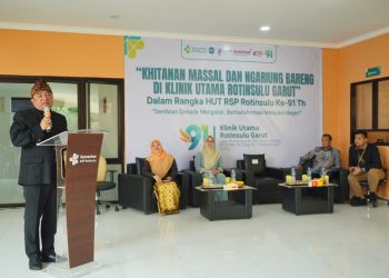 Bupati Garut, Abdusy Syakur Amin, menghadiri acara Khitanan Massal dalam rangka Hari Ulang Tahun Rumah Sakit Paru Dr. H. A. Rotinsulu yang berlangsung di Klinik Utama Dr. H. A. Rotinsulu Garut