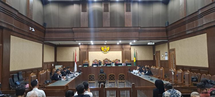 Advokat Marcella Santoso tengah menjalani sidang tuntutan di Pengadilan Tipikor Jakarta, Rabu (18/2). (Foto: Ainul Ghurri/Kabariku)