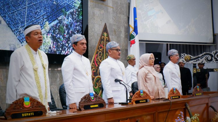 Rapat Paripurna HJG-213 di Gedung DPRD Garut/IST