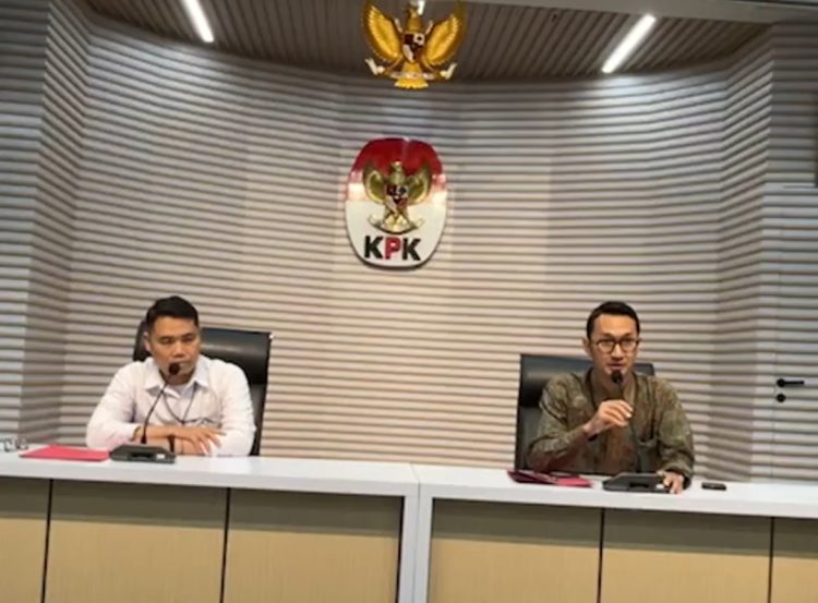 KPK menggelar konferensi pers terkait penangkapan tersangka baru pejabat Bea Cukai. (Foto: Ainul Ghurri/Kabariku)