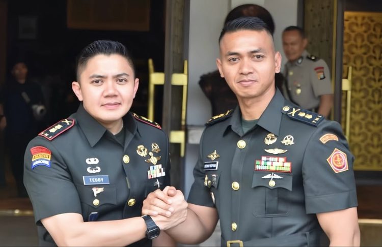 Seskab Letkol Inf Teddy Indra Wijaya saat mengikuti Pembukaan Dikreg LXVII Seskoad (FI6H7ER)