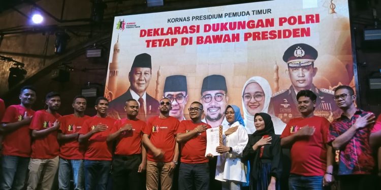 Pemuda Timur menyatakan dukungan agar Polri tetap di bawah Presiden. (Foto:Bemby/kabariku)