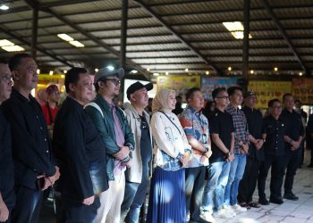 Wakil Bupati Garut, Putri Karlina, secara resmi membuka gelaran Ramadan Fashion Festival (Ramffest) Tahun 2026 di Lantai 2 Garut Plaza (GP), Jalan Guntur, Kecamatan Garut Kota, Kamis (5/3/2026).