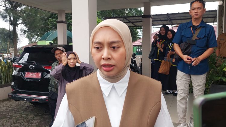 Wakil Bupati Garut Putri Karlina