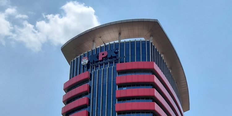 Bupati Tulungagung Gatut Sunu Wibowo terjaring OTT KPK pada Jumat malam. (Foto:Kabariku.com)