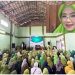 Dr. Hj. Neng Hilma Mimar melakukan ceramah di Harlah Muslimat ke-80