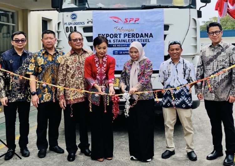 PT Stainless Prima Pipe ekspor 20 ton pipa stainless ke Jerman, Kemendag sebut standar global ketat (Foto:Irfan/kabariku.com)