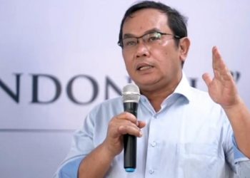 Pendiri SMRC, Saiful Mujani, dilaporkan ke Polda Metro Jaya atas dugaan penghasutan terkait pernyataannya soal Presiden Prabowo yang viral di media sosial.(foto: Saiful Mujani)