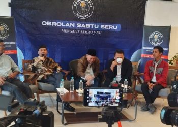 Diskusi Obor Rakyat Reborn menyoroti pelemahan rupiah, kebocoran SDA, hingga ekonomi rakyat yang dinilai makin tertekan. (Bemby/kabariku.com)
