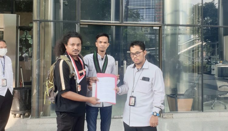 GMNI Jakarta dan HMI menggelar aksi meminta transparansi proyek KDMP.(Foto: Istimewa)