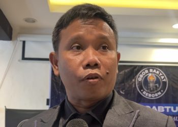 Diskusi Obor Rakyat Reborn menyoroti dampak hukum dan politik polemik ijazah Jokowi terhadap PSI dan trah politik Jokowi 2029.(Irfan/kabariku.com)