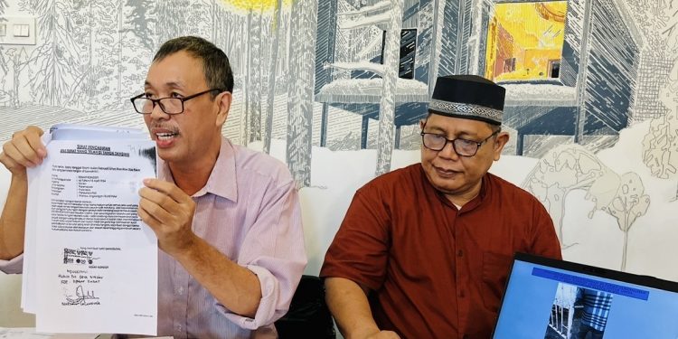 Keluarga Steven Kondoy mengadu ke Komisi III DPR RI terkait dugaan kejanggalan kasus Henny Kondoy yang bergulir selama enam tahun.(Irfan/kabariku.com)