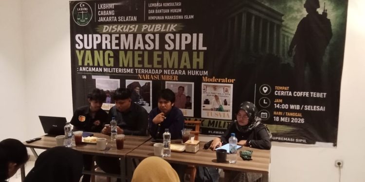 Diskusi publik di Tebet, Jakarta Selatan, membahas pentingnya menjaga supremasi sipil, demokrasi, dan penegakan negara hukum di tengah dinamika relasi sipil dan militer.(Bemby/kabariku)