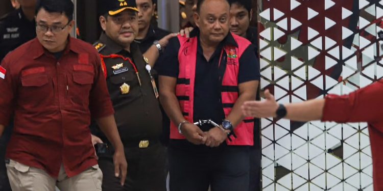 Kejagung menahan Dadan Hindayana, Lodewyk Pusung, dan Sony Sonjaya sehari setelah dicopot Presiden Prabowo.(Istimewa)