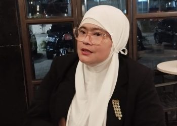 Mirna Novita melaporkan dugaan fitnah ke Polda Bali di tengah sengketa hak asuh anak.