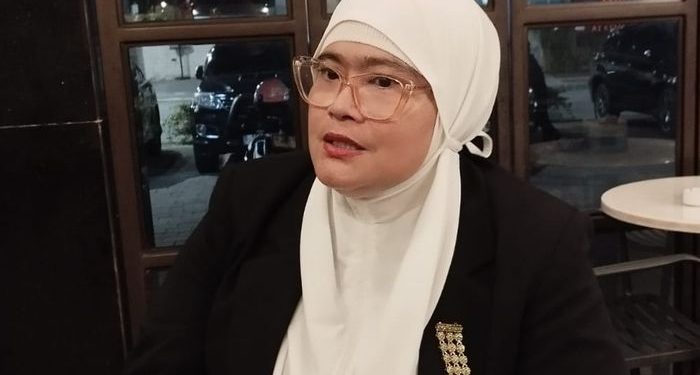 Mirna Novita melaporkan dugaan fitnah ke Polda Bali di tengah sengketa hak asuh anak.